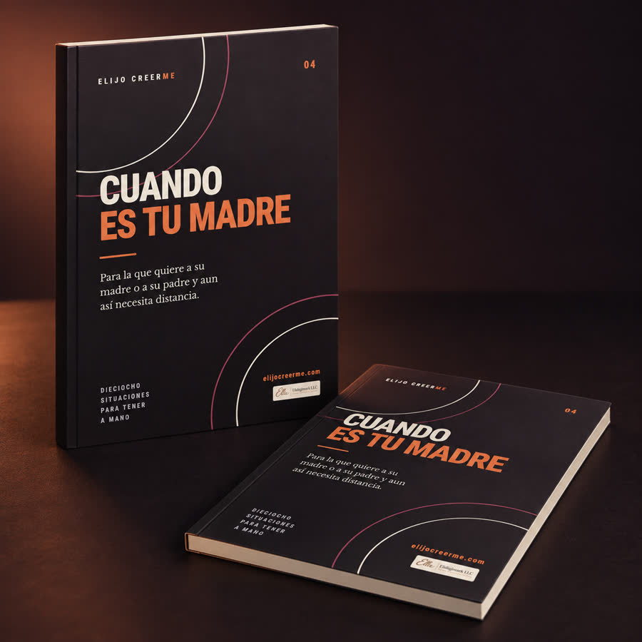 El cuaderno Cuando es tu madre, de pie sobre otro ejemplar